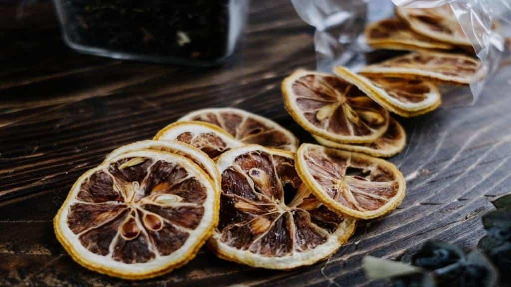 لیمو ترش خشک طبیعی با عطر و طعم اصیل